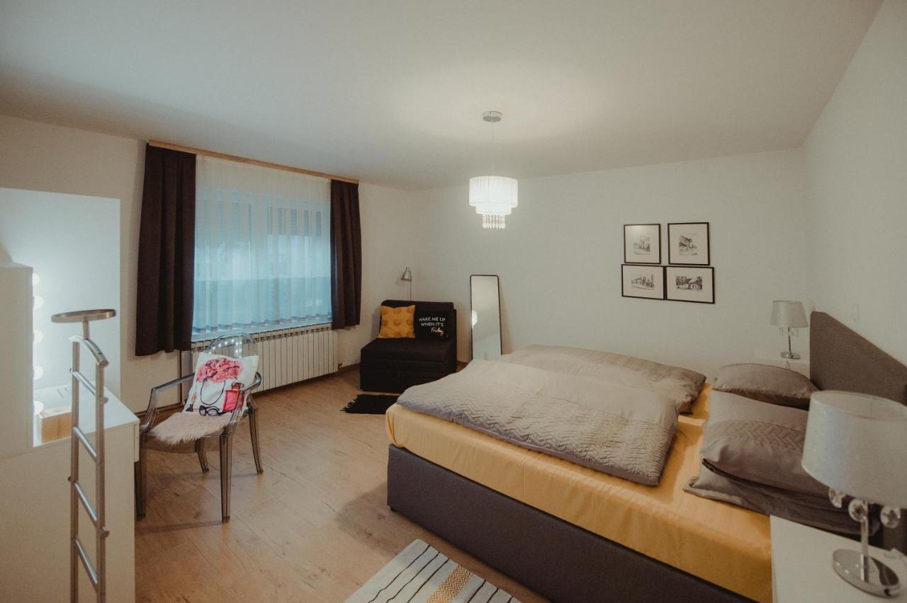 Apartament Kucica Ðakovo Zewnętrze zdjęcie